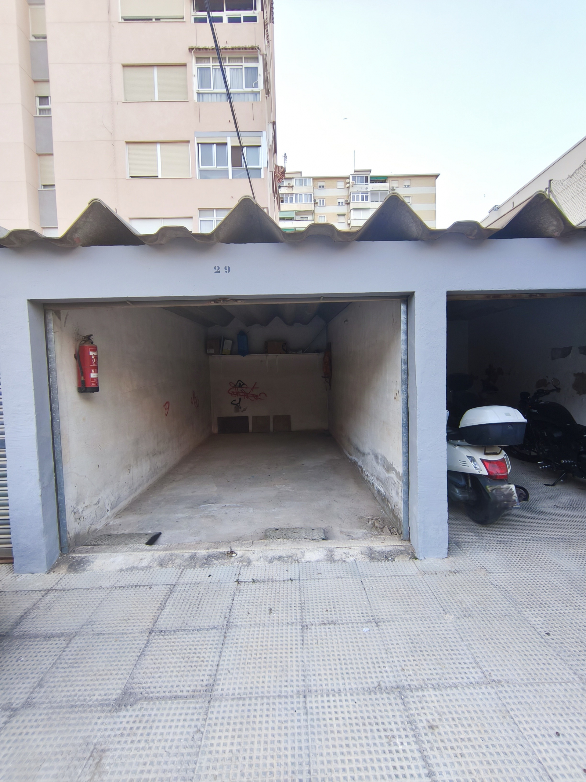 IMG_20260409_193530 Garaje en venta en Calle Doctor Sapena, 83