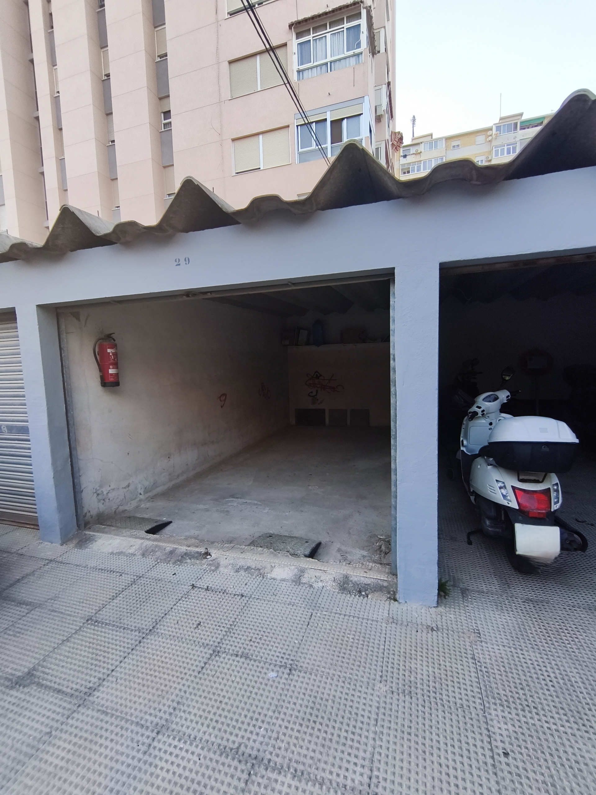 IMG_20260409_193535 Garaje en venta en Calle Doctor Sapena, 83