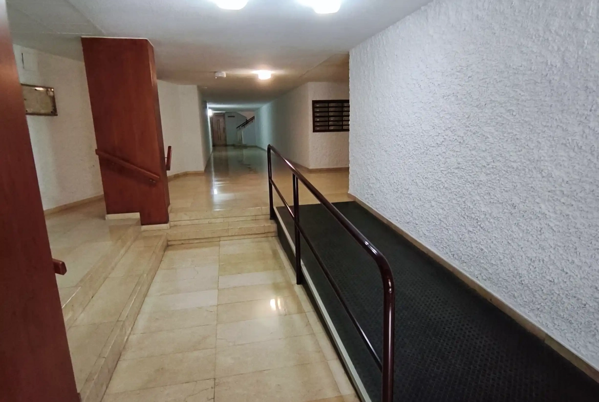 Piso en venta en Plaza Doctor Gómez Ulla, 1