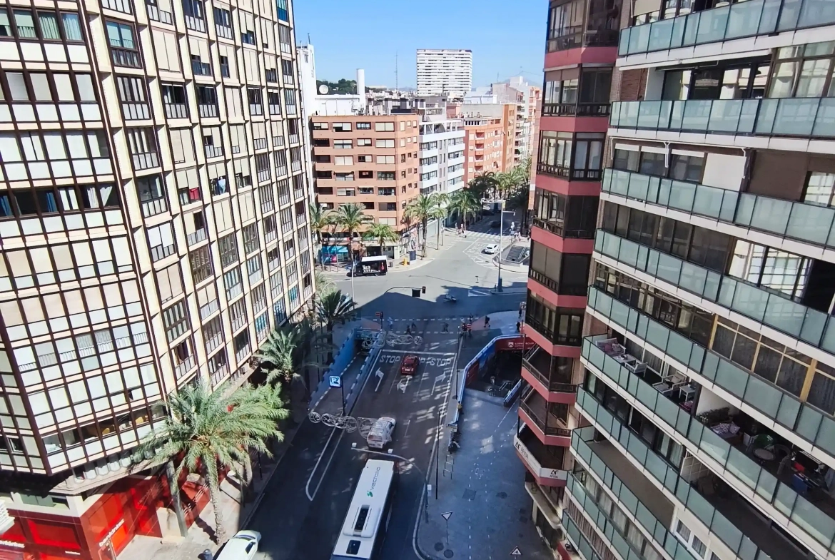 Piso en venta en Rambla de Méndez Núñez, 48
