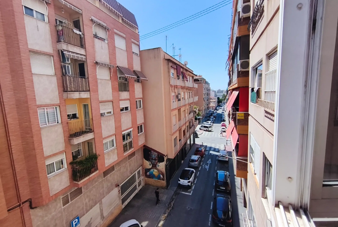 Piso en venta en Calle Ingeniero Sanchiz Pujalte, 17