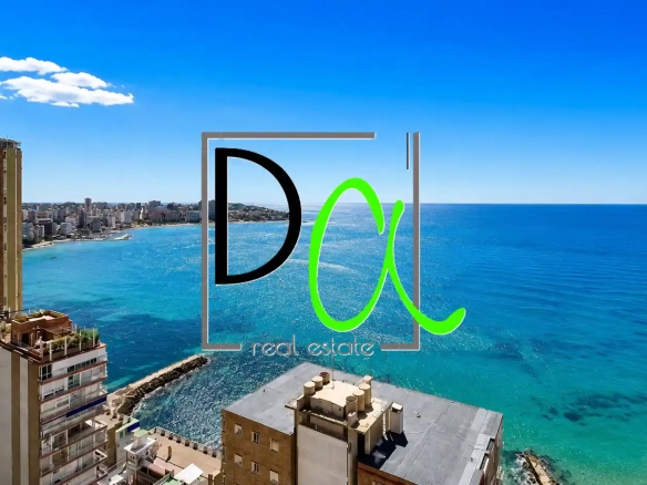Ático en venta en Avenida de Villajoyosa, 97