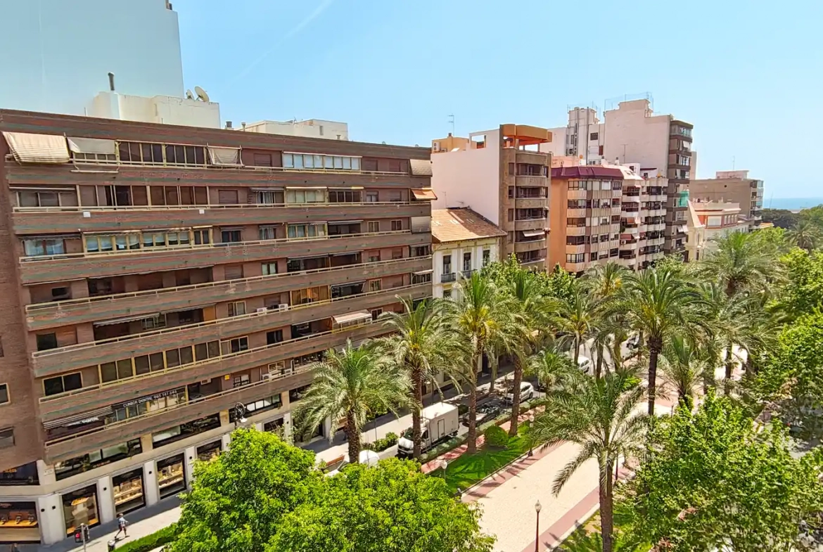 Piso en venta en Avenida Doctor Gadea, 27