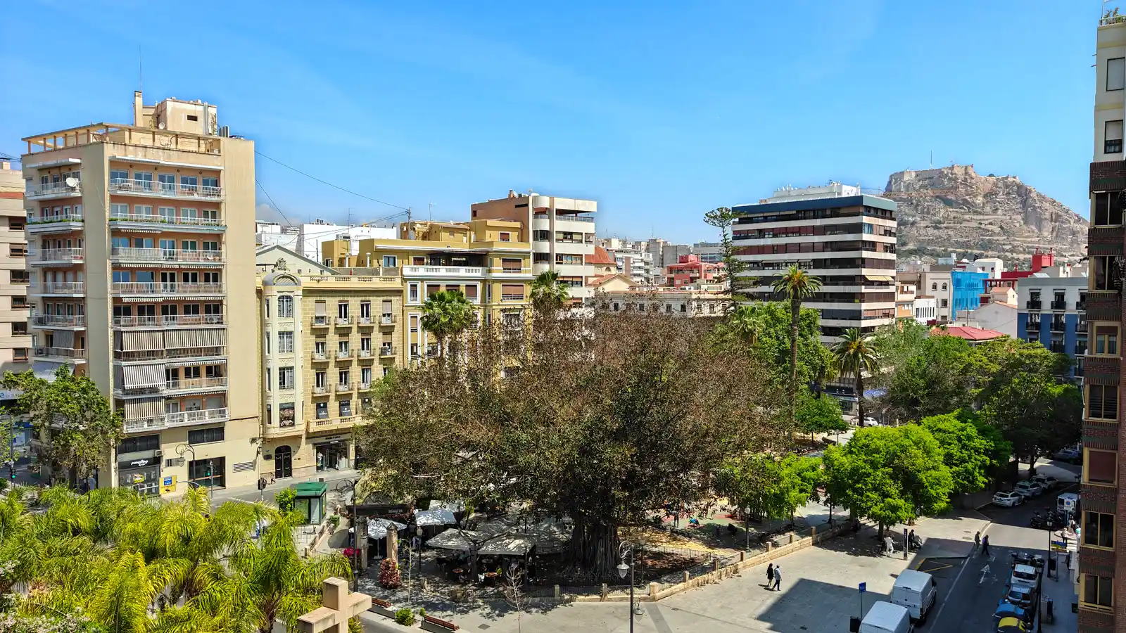 1969-15 Piso en venta en Avenida Doctor Gadea, 27