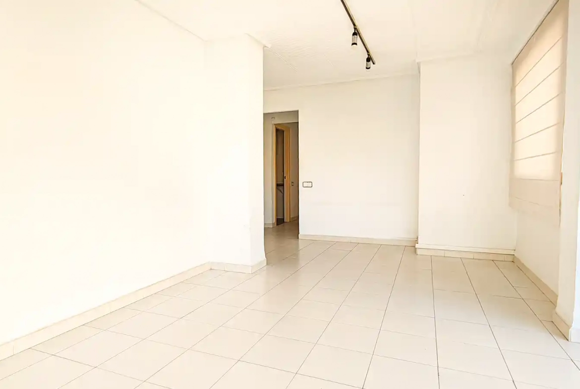 Piso en venta en Avenida Doctor Gadea, 27