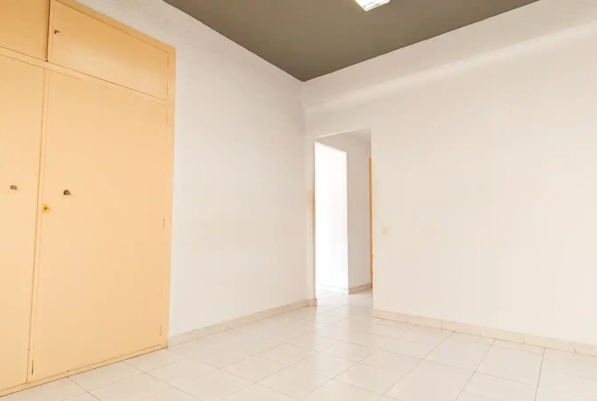 Piso en venta en Avenida Doctor Gadea, 27