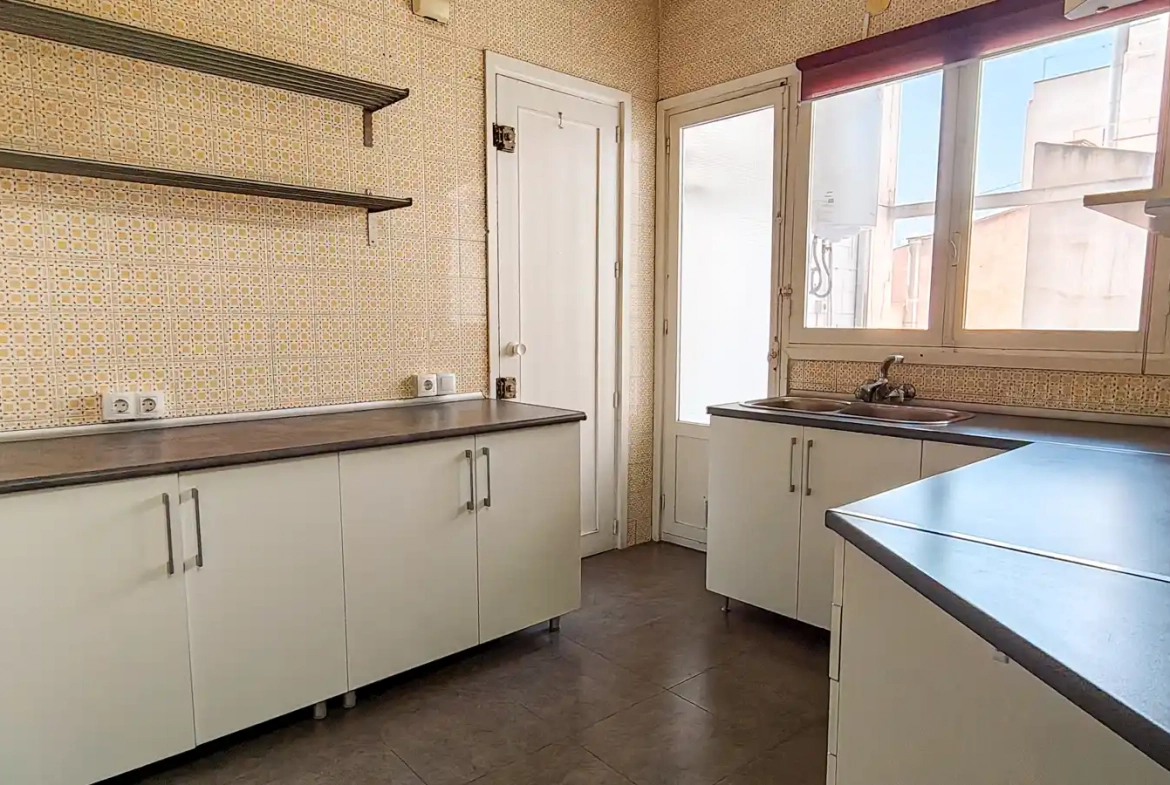 Piso en venta en Avenida Doctor Gadea, 27