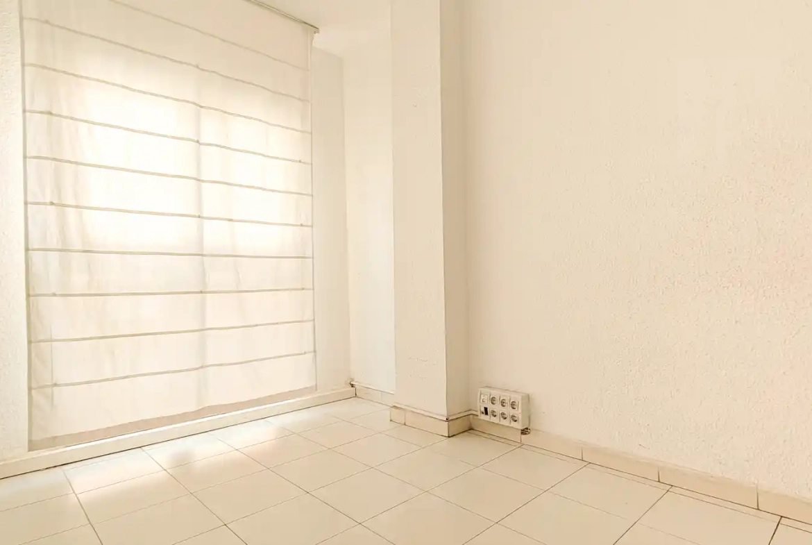 Piso en venta en Avenida Doctor Gadea, 27