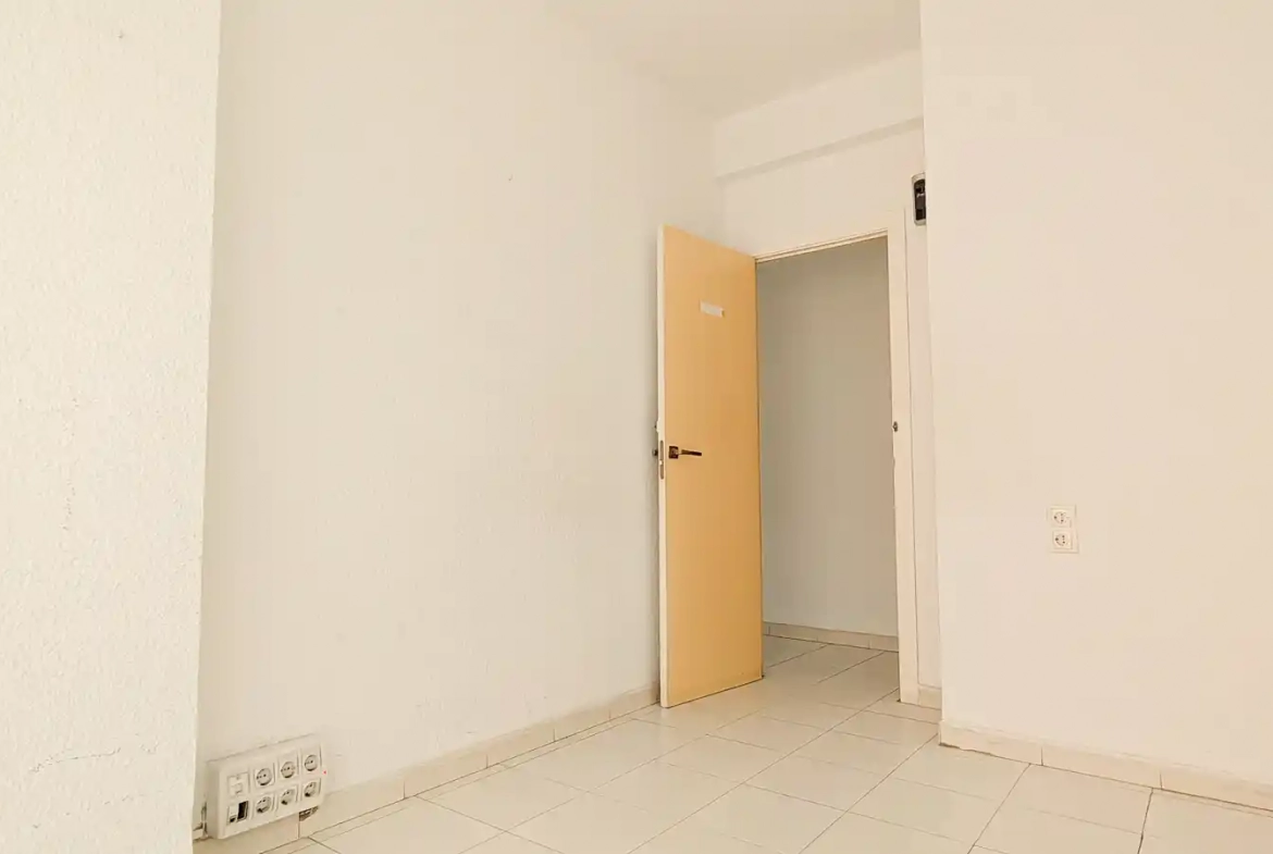 Piso en venta en Avenida Doctor Gadea, 27