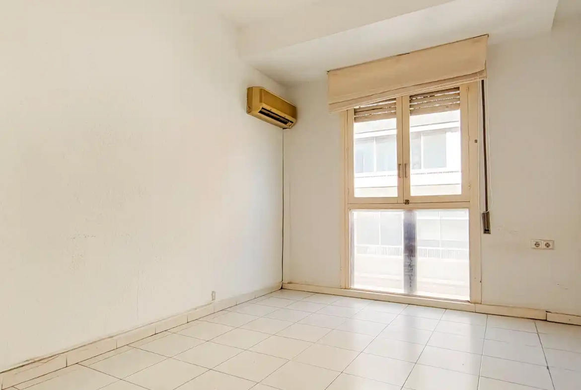 Piso en venta en Avenida Doctor Gadea, 27