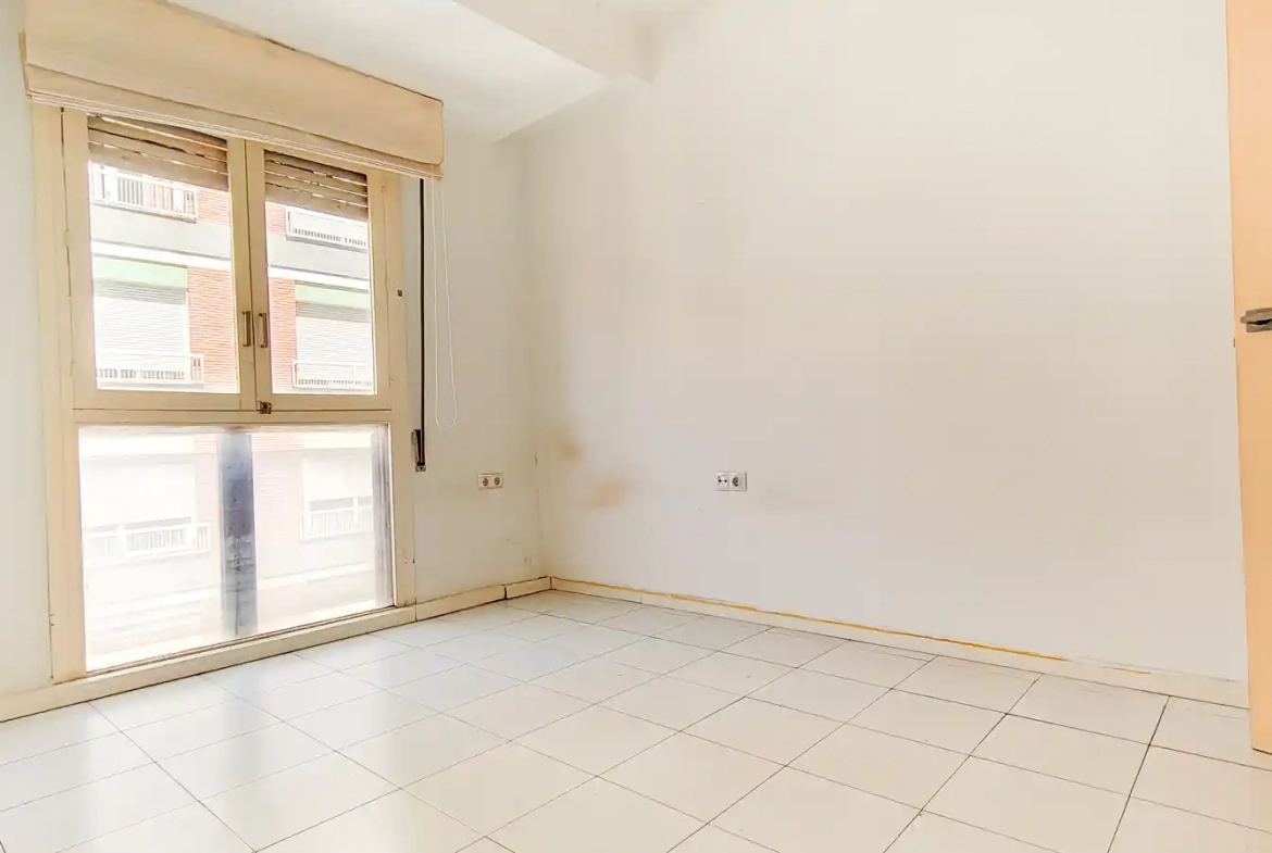 Piso en venta en Avenida Doctor Gadea, 27