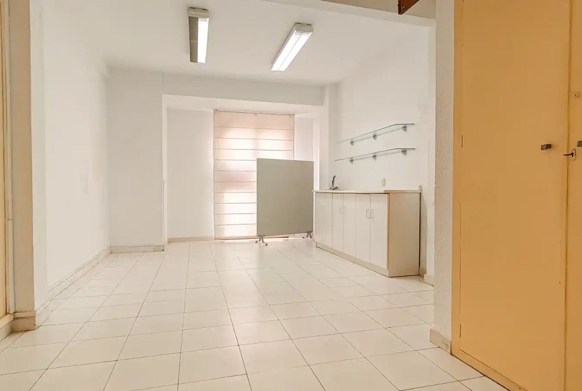 Piso en venta en Avenida Doctor Gadea, 27