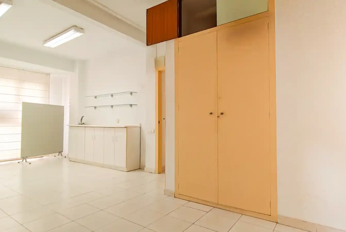 Piso en venta en Avenida Doctor Gadea, 27