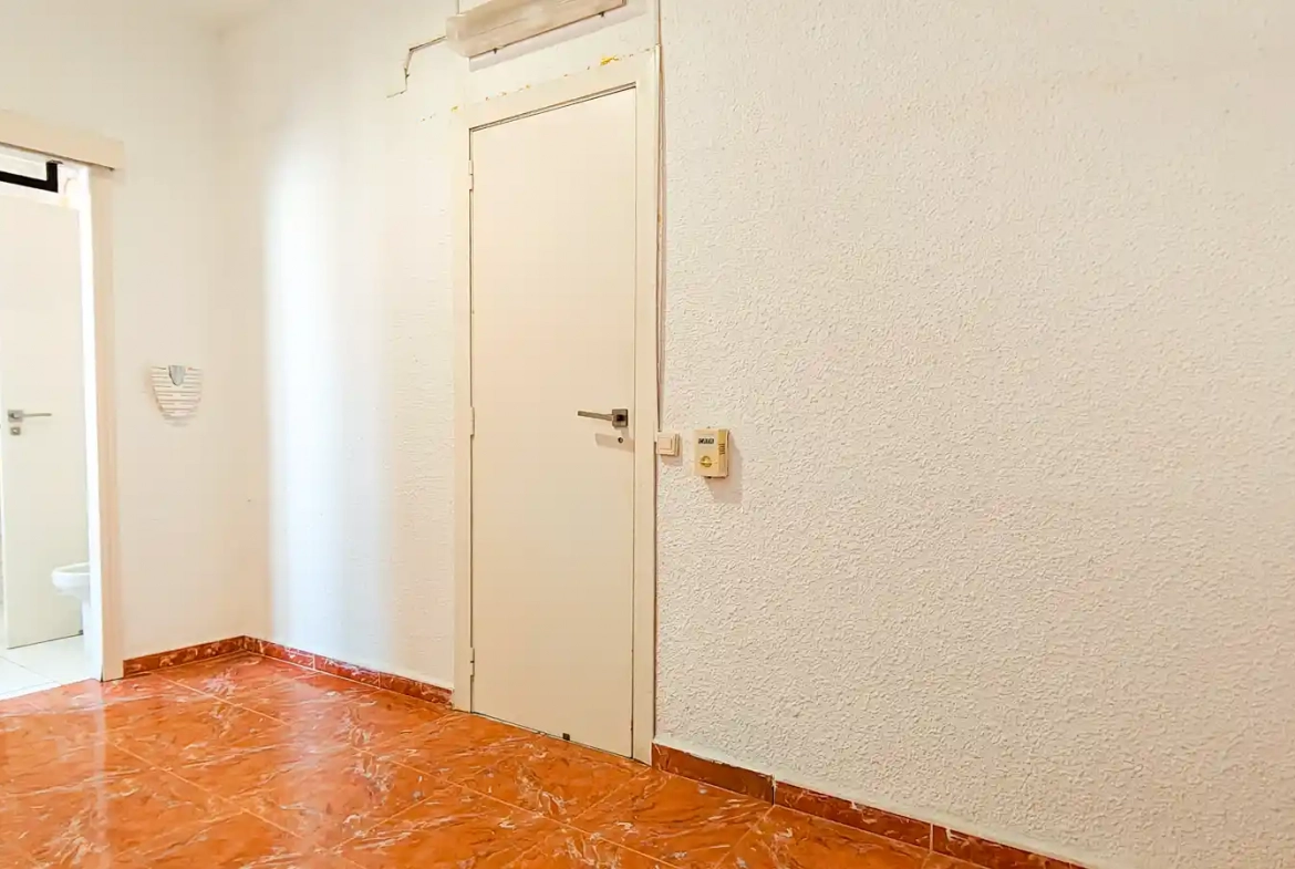 Piso en venta en Avenida Doctor Gadea, 27