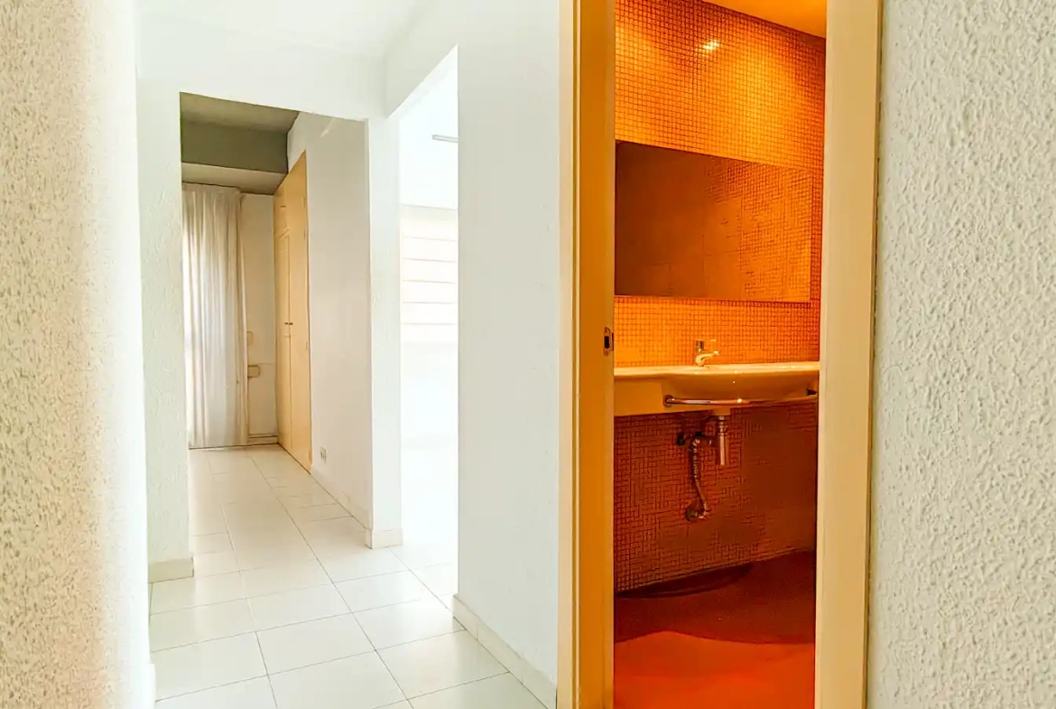Piso en venta en Avenida Doctor Gadea, 27