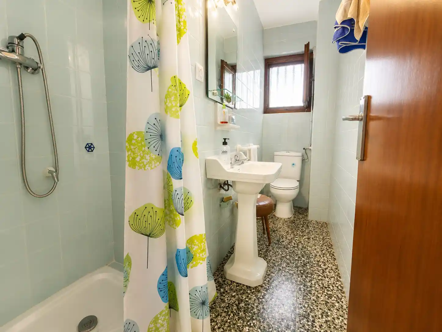baño Piso en venta en Calle Vial Flora de España